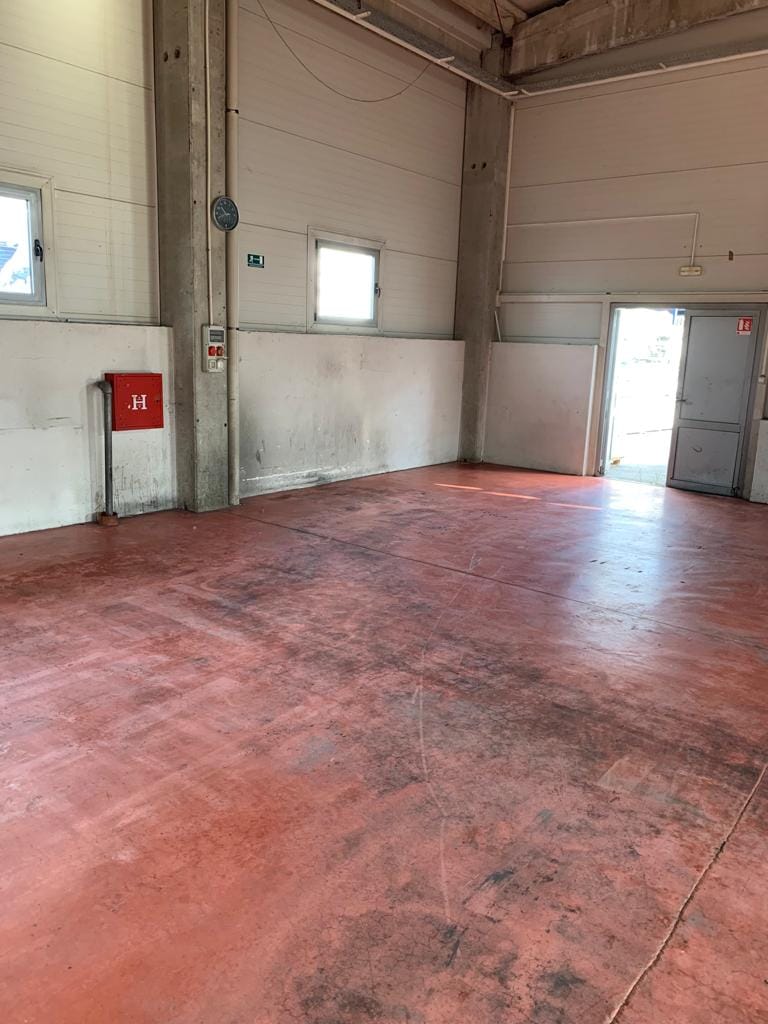 Industrijski prostor nakon čišćenja, projekt B